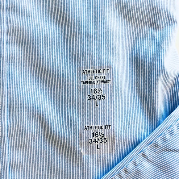 Tommy Hilfiger Men’s Slim Fit Th Flex Collar Dress Shirt, Cobalt, 16 1/2- 34/35 - Picture 2 of 4